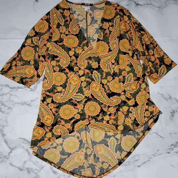 LulaRoe Yellow Paisley Print Lindsay - Picture 2 of 5